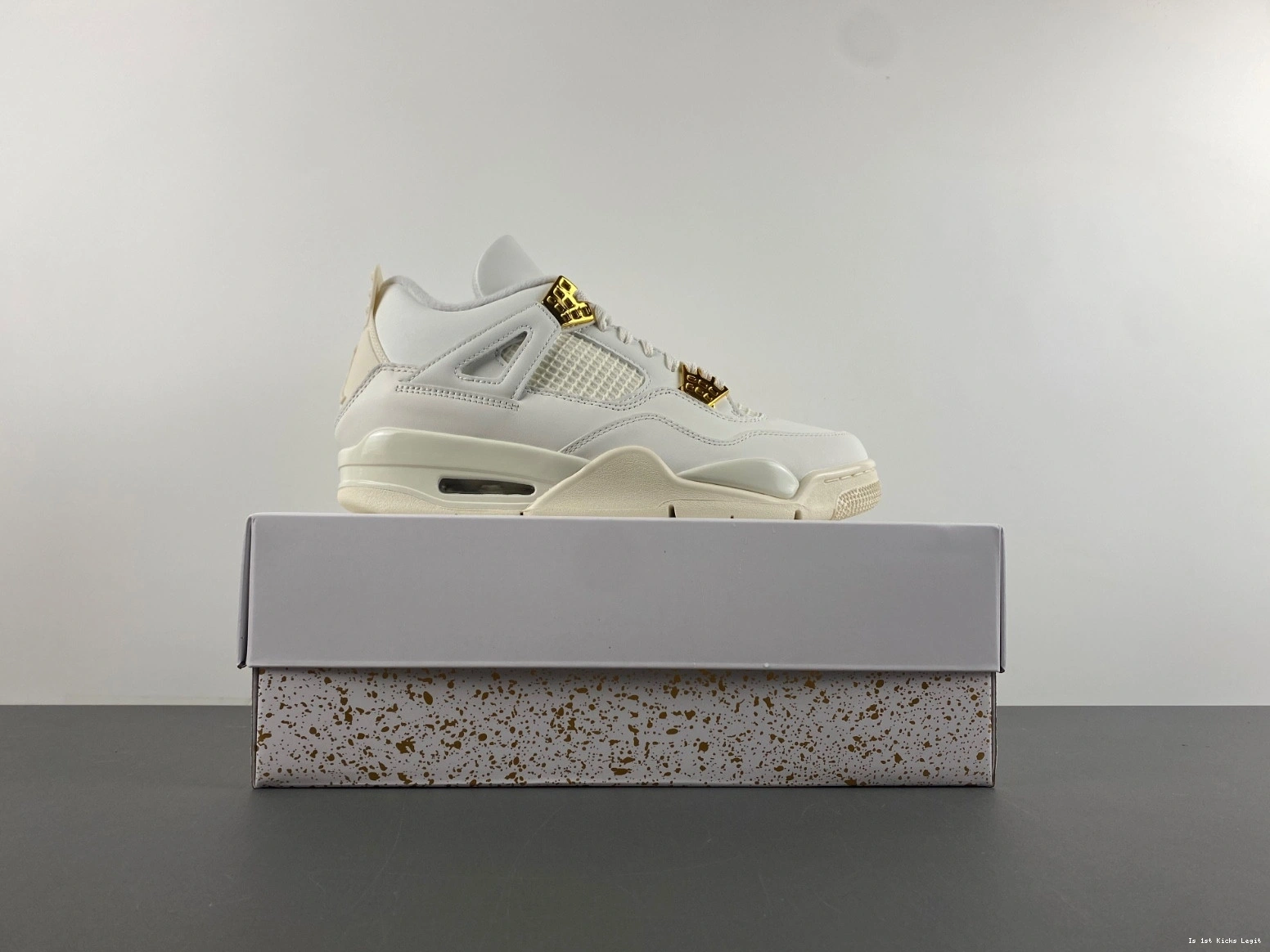 Air 4 Sail AQ9129-170 Jordan 1124